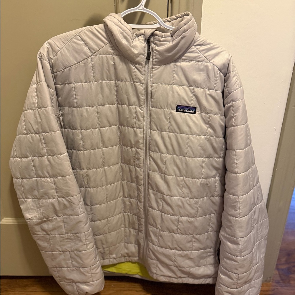 Patagonia Nanopuff Jacket. White